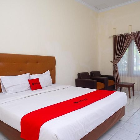Reddoorz Syariah Near Alun Alun Wonosari Hotel Kültér fotó