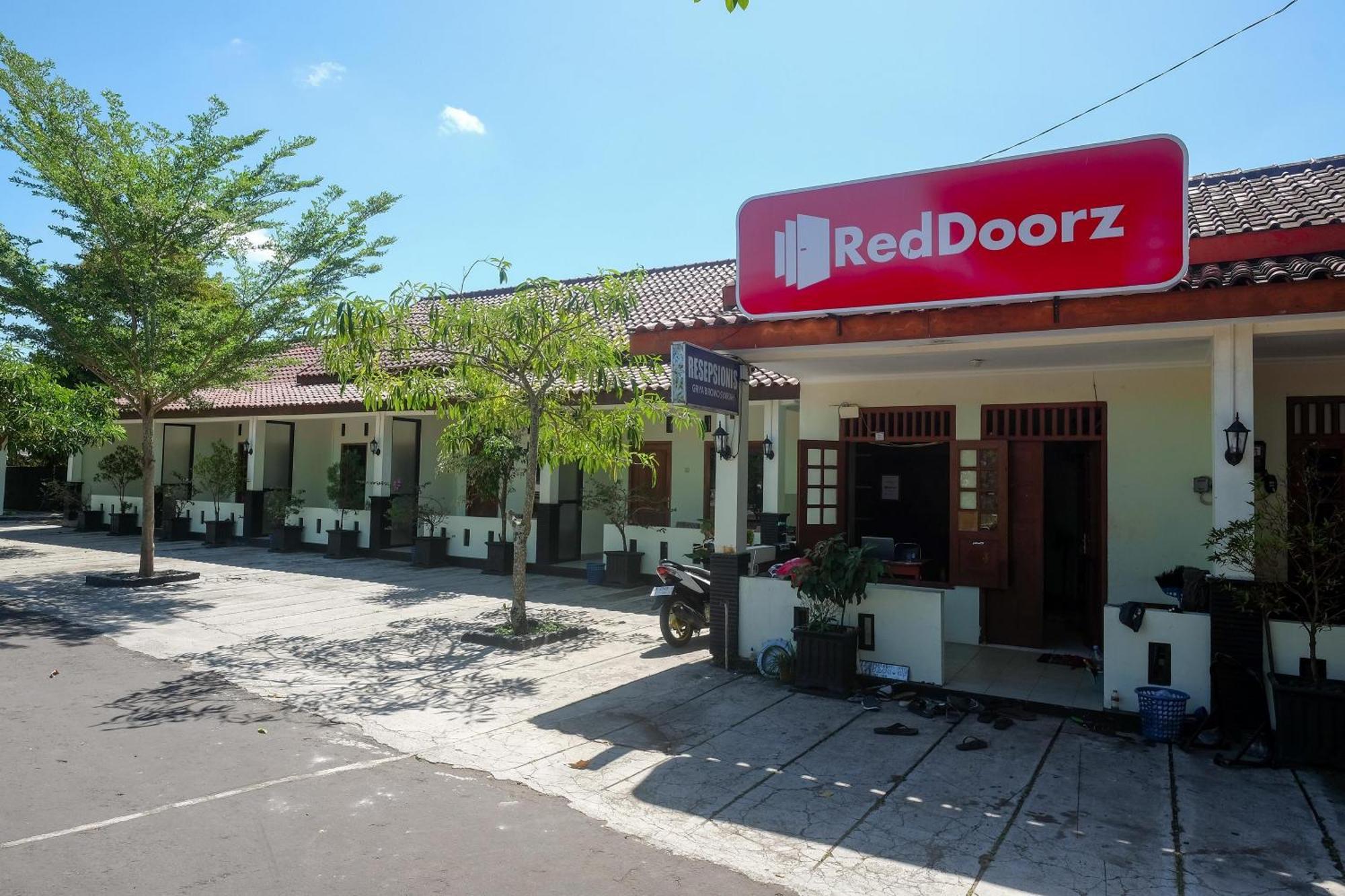 Reddoorz Syariah Near Alun Alun Wonosari Hotel Kültér fotó