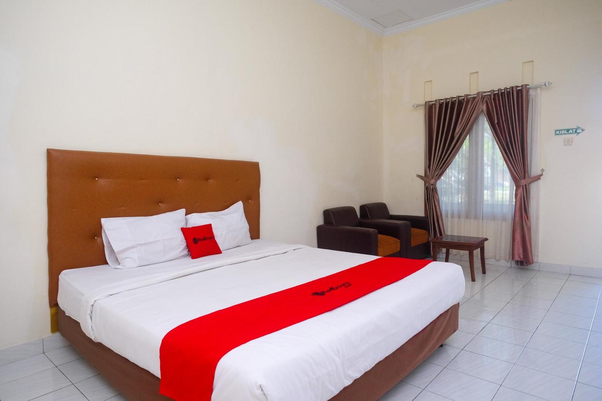Reddoorz Syariah Near Alun Alun Wonosari Hotel Kültér fotó