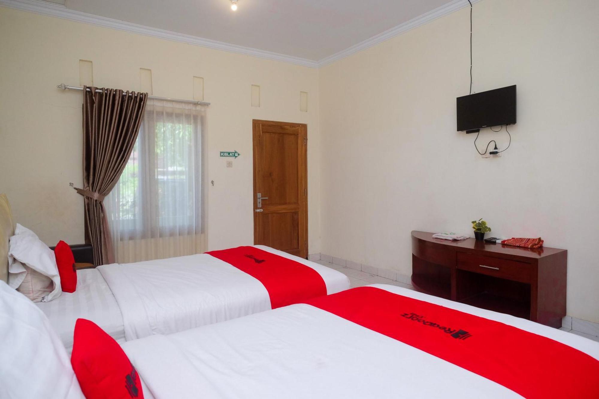 Reddoorz Syariah Near Alun Alun Wonosari Hotel Kültér fotó